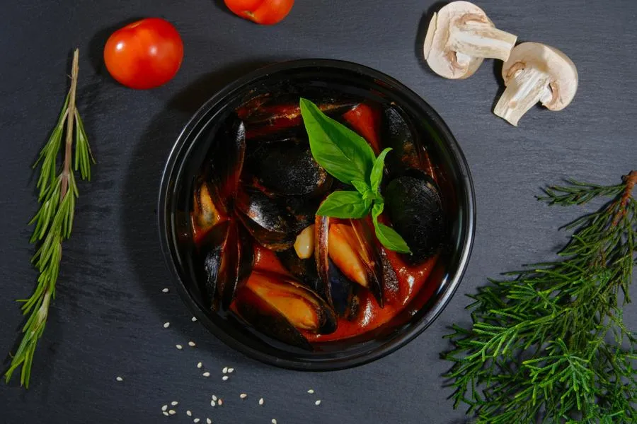 Мидии в соусе Том ям